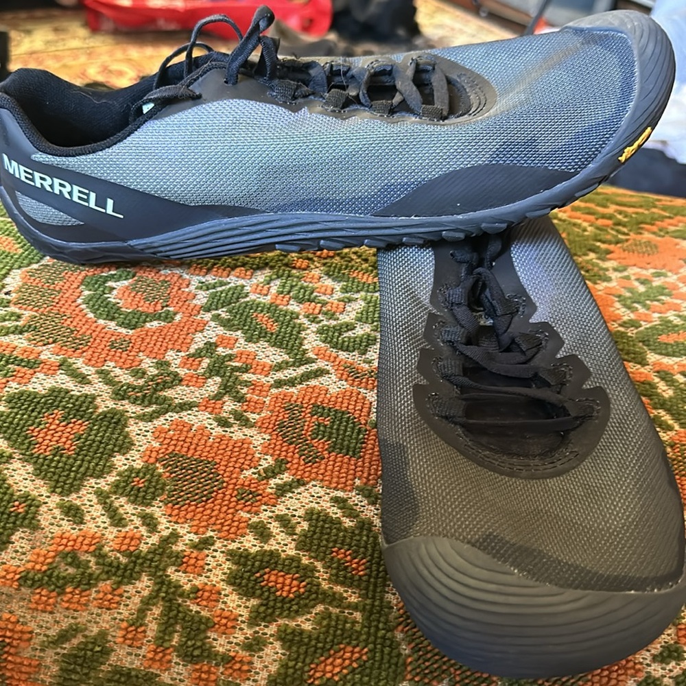 Merrell Vapor Glove 4 barefoot shoe (Men’s 11.5-12)